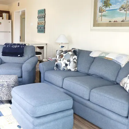 Waterfront 3-Bedroom, 2-Bathroom Home In North Ocean City Perfect For Families