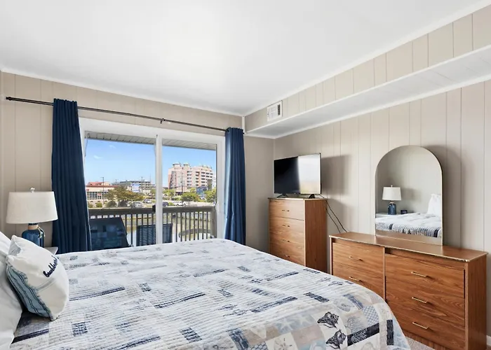 Ferienhaus Waterfront 3-bedroom, 2-bathroom In North Ocean Perfect For Families *